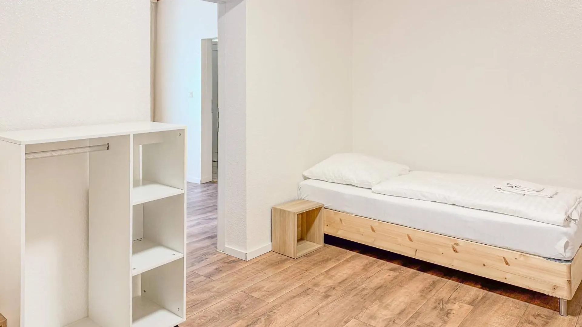 6 Room Detached House - Koeln Messe Fair 10Min بيت للعطل كولونيا